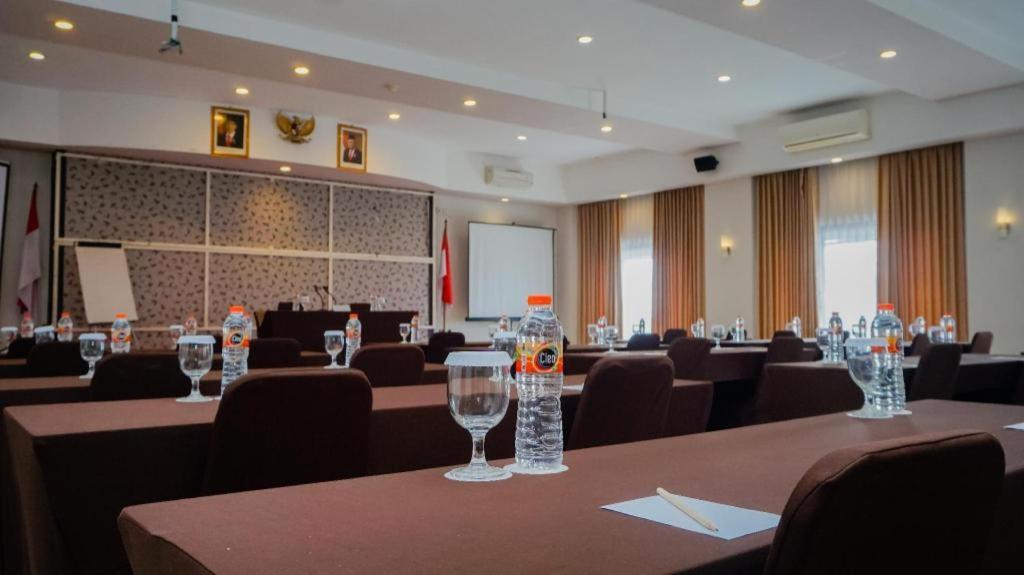 Hotel Grand Malioboro Yogyakarta Extérieur photo