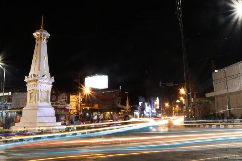 Hotel Grand Malioboro Yogyakarta Extérieur photo
