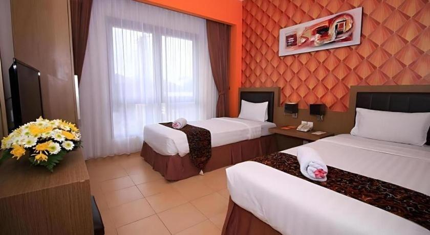 Hotel Grand Malioboro Yogyakarta Extérieur photo